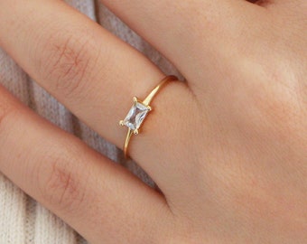 Baguette CZ Ring R40 • Cubic Zirconia Ring, Thin Gold Ring, Baguette Solitaire Ring, Minimalist Ring, Promise Ring, Stacking, Engagement