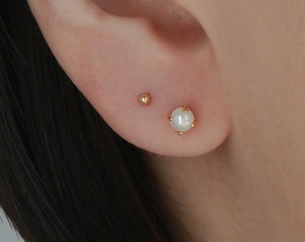 Pearl Stud Earrings S52 • Minimal Pearl Studs, Pearl Earrings, Bridal Wedding Earrings, Bridesmaids Jewelry, Everyday Studs, Minimal Studs