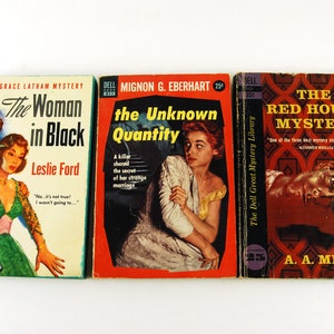 Vintage Mystery Books, Pulp Fiction
