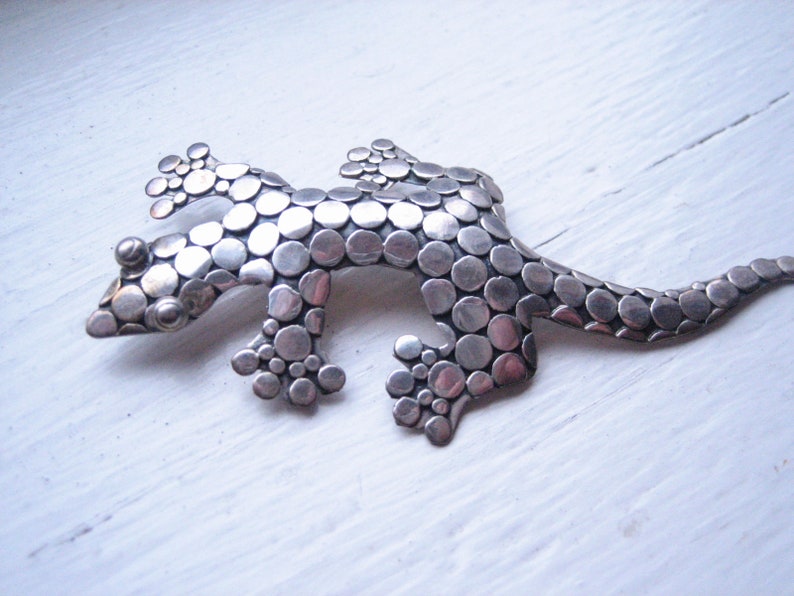 Vintage sterling silver gecko brooch gecko jewelry sterling silver lizard pin amphibian brooch lizard jewellery gecko pin