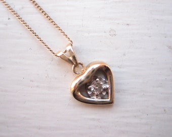 Vintage 10k gold and diamond tiny heart charm necklace, delicate dainty, minimalist heart pendant, 10k gold jewellery, diamond jewellery