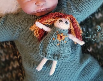 KNIT DOLL PATTERN: Molly Dolly Knitting Pattern, Knitted Photo Prop Doll Pattern, Rag Doll Knitting Pattern, Knit Rag Doll Pattern