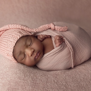 Patrón de tejido para gorro de dormir: Gorro de lana Baby & Doll DK Yarn (Descarga en PDF)