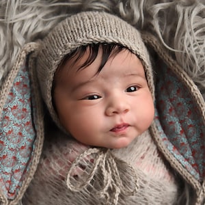 Newborn Bunny Hat Knitting Pattern: Baby Photo Prop (PDF Pattern)