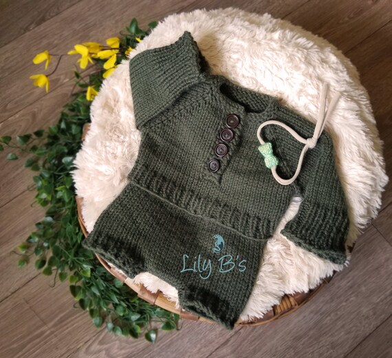 Newborn Boxy Sweater and High Waisted 