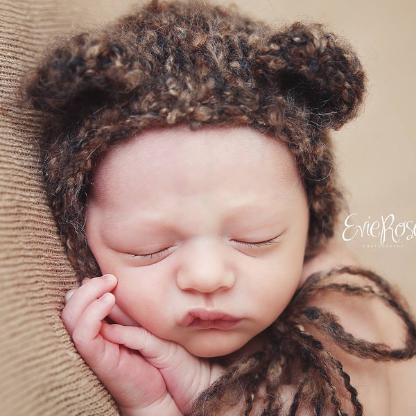Chunky Bear Bonnet Knitting Pattern, Newborn Photography Prop, Baby Bear Hat Pattern
