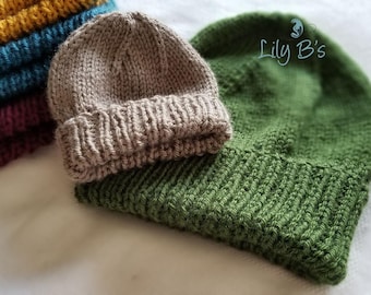 Modello classico per cappello invernale a maglia: berretto per neonati e adulti, download digitale in PDF da Lily B's