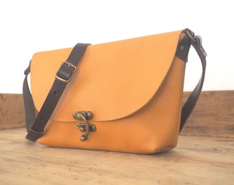 Ochre Leather bag / Cowhide crossbody bag for women / Medium yellow bag / Messenger cross body bag / Women coach leather bag purse