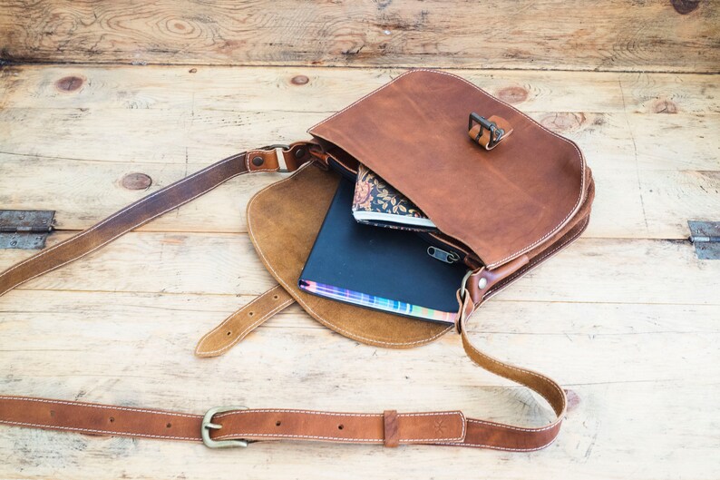 Leather Casual Shoulder Messenger Bag Top Layer Cowhide