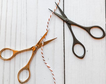 Gold or Oiled Rubbed Bronze Vintage Style Yarn Scissors - Ornate Thread Scissors - Thread Snips - Tailor's Scissors