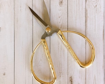 Gold Vintage Style Embroidery Scissors: Japanese Thread Snips