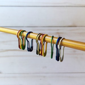 Set of 25 Removable Pear or Bulb Shaped Pin Knit or Crochet Stitch Markers in Assorted Colors | Knit Markers | Crochet Markers