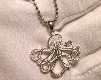 octopus silver necklace/ silver octopus jewelry/ octopus charm/ octopus fine art/ silver octopus pendant/ Jason Oliva New York/ undersea