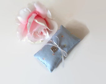 Lavender Sachets, Girls Night Out Scented Sachets, Set of 2 Lavender Sachets, Dried Lavender filled Little Pillows, Eco Friendly Cotton