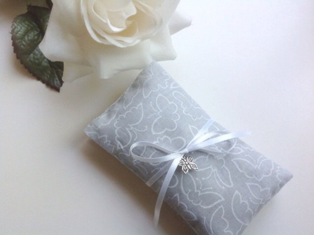 Lavender Sachets, Scented Sachets, Set of 2 Lavender Sachets, Dried