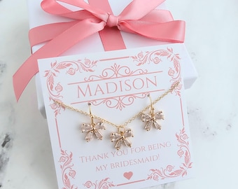 Blumenmädchen, Brautjungfer Ohrringe Halskette Sets Geschenke, Hochzeitsschmuck, personalisierte Namenskarte mit Box und Schleife