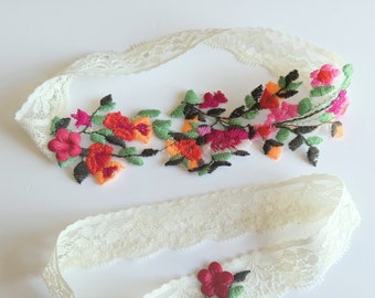 Wildflower Wedding Garter, Colorful Embroidery Bridal Keep and Toss, Stretch Lace Custom Sized Petite - Plus Size Leg Garter