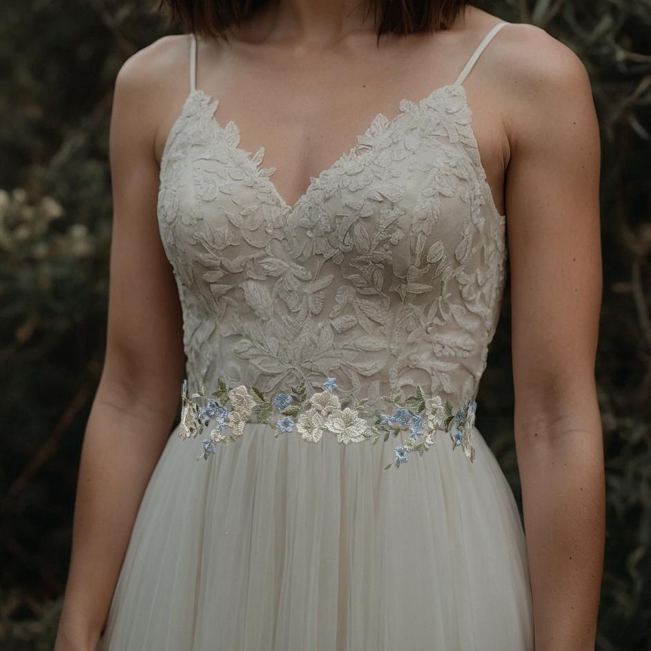 Embroidered Flower Wedding Sash, Wildflower Dress Belt, Floral Ivory ...
