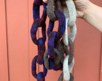 Wool Felt Chain Scarf - Multicolored