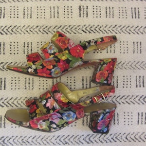1960s Joseph Larose floral pumps | 60&#39;s Mod Retro Groovy