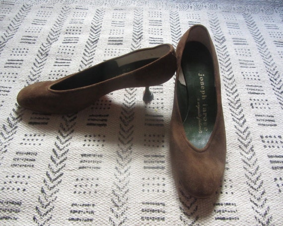 1960s brown suede & green patent kitten heels (de… - image 7