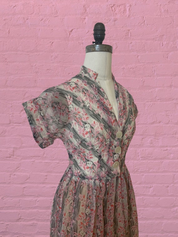 1950s voile semi sheer floral print dress • 40's … - image 9