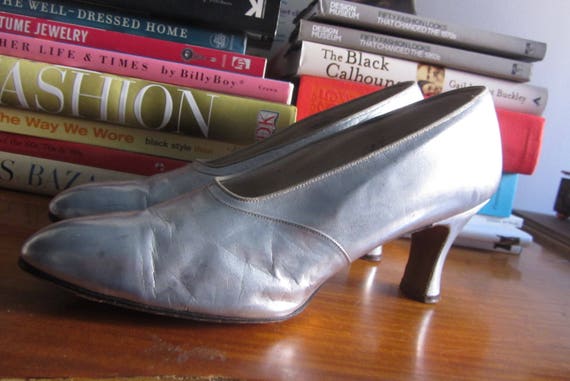 1930s silver leather high heels | 20s 30s art dec… - image 10