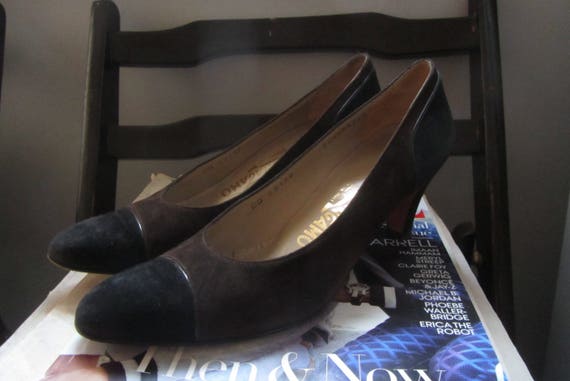 1980s Salvatore Ferragamo pumps | 80's High Fashio