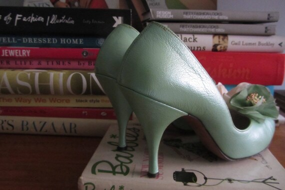 1960s mint green stiletto heels | 50's 60's Mid C… - image 9