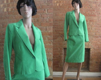 1970s Lilli Ann kelly green skirt suit