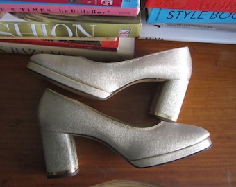 Tacchi platform dorati del 1960 / Tacchi metallici Mod degli anni '60
