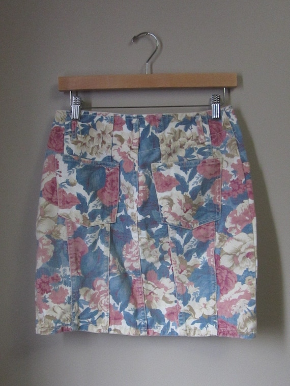 patterned Vintage Skirt 90s 90s fashion 90s clothing Skirt KK11141 Size M flower print