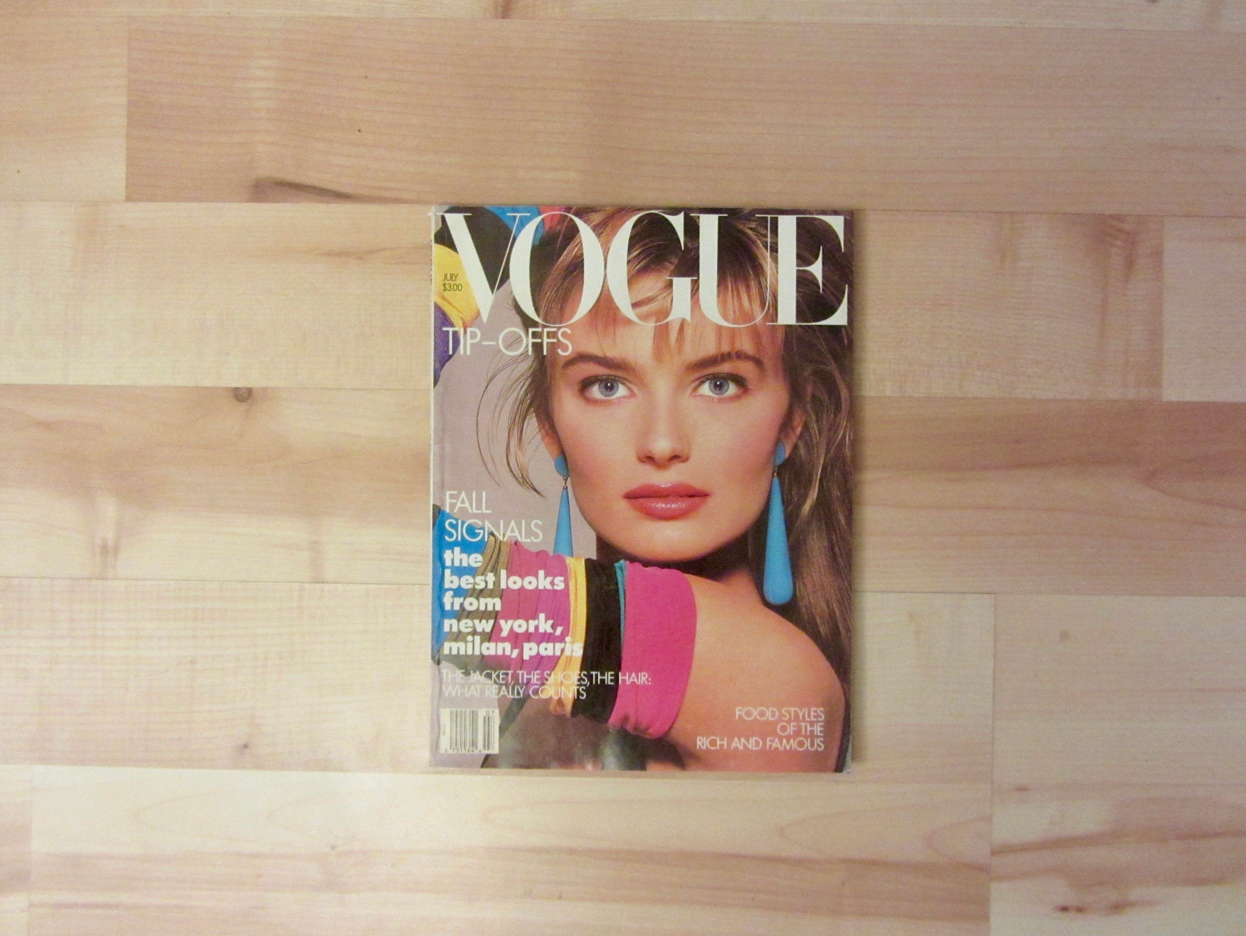 Vintage Vogue Magazine : July 1987, Cover Model Paulina ...