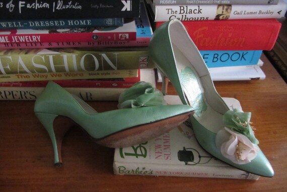 1960s mint green stiletto heels | 50's 60's Mid C… - image 6