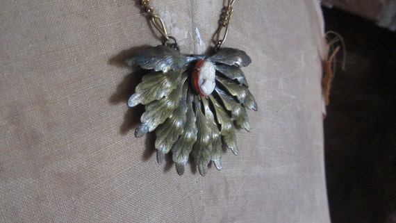 1930s art deco brass leaves and cameo necklace • … - image 3