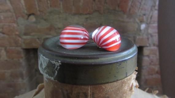 1960s Crown Trifari striped lucite earrings • Cir… - image 1