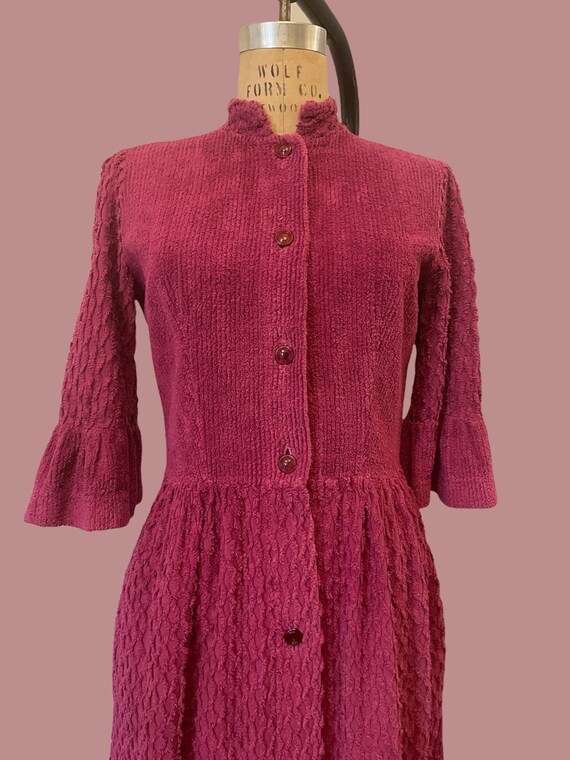1970s raspberry pink chenille duster  | 60's 70's… - image 3
