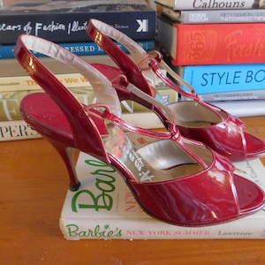 Sandali con tacco alto rosso anni &#39;50 / VLV glamour della metà del secolo degli anni &#39;50