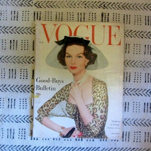 Vintage Vogue Magazine : June 1957, Irving Penn Cover