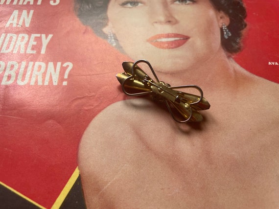 1950s rivoli rhinestone gold bow brooch - image 7