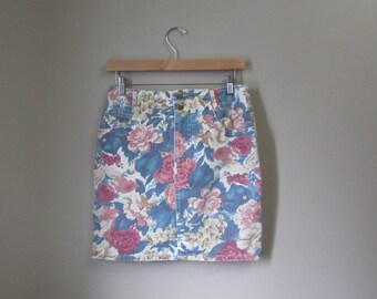 vintage floral denim skirt | 90s mini skirt