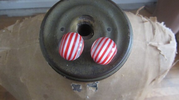 1960s Crown Trifari striped lucite earrings • Cir… - image 2