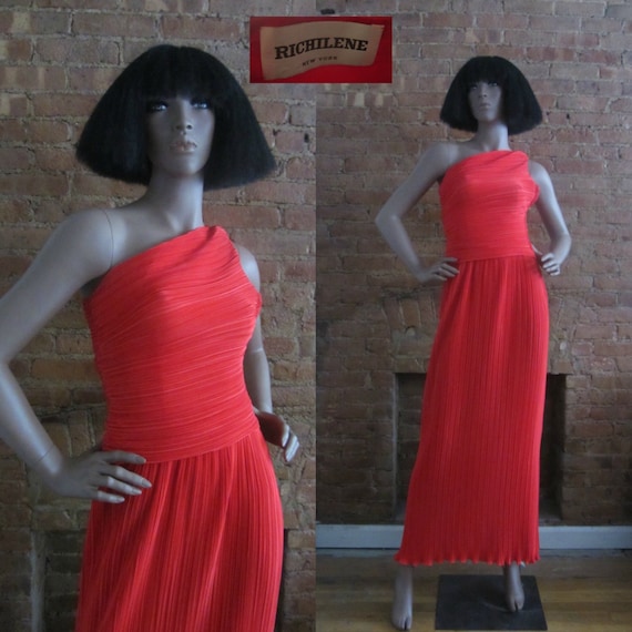 1970s Richilene lipstick red shoulder gown