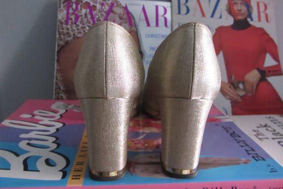 1960s gold platform heels | 60's Mod Metallic Hee… - image 9