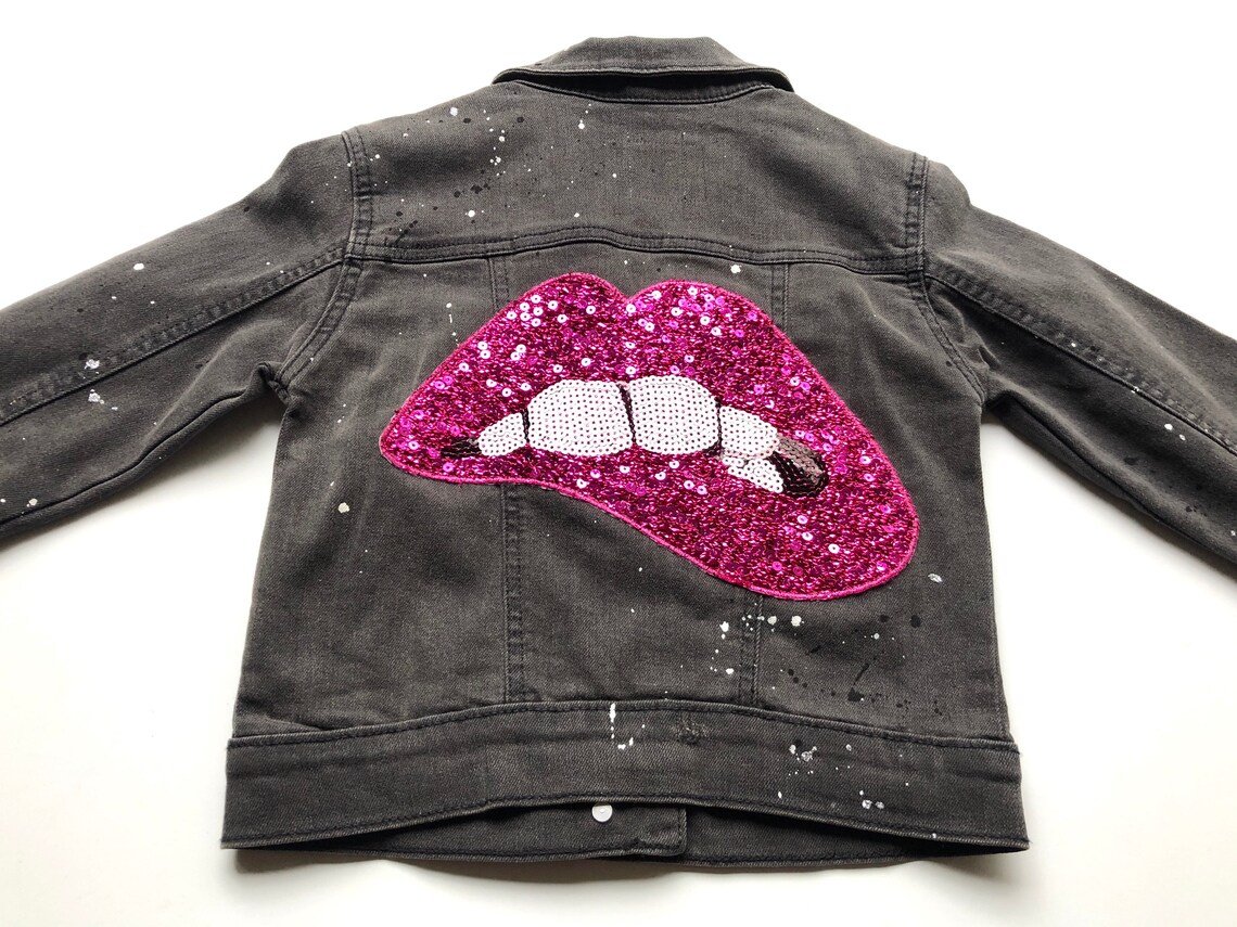 Size 6/7 Girls Size Pink Lip Patch Denim Jacket Etsy.de