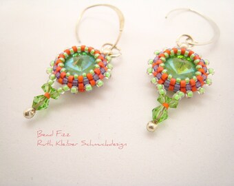 Boucles d'oreilles pendantes en perles de verre avec rivoli en verre cristal vert, boucles d'oreilles élégantes avec longs crochets en argent, bijoux colorés pour femme