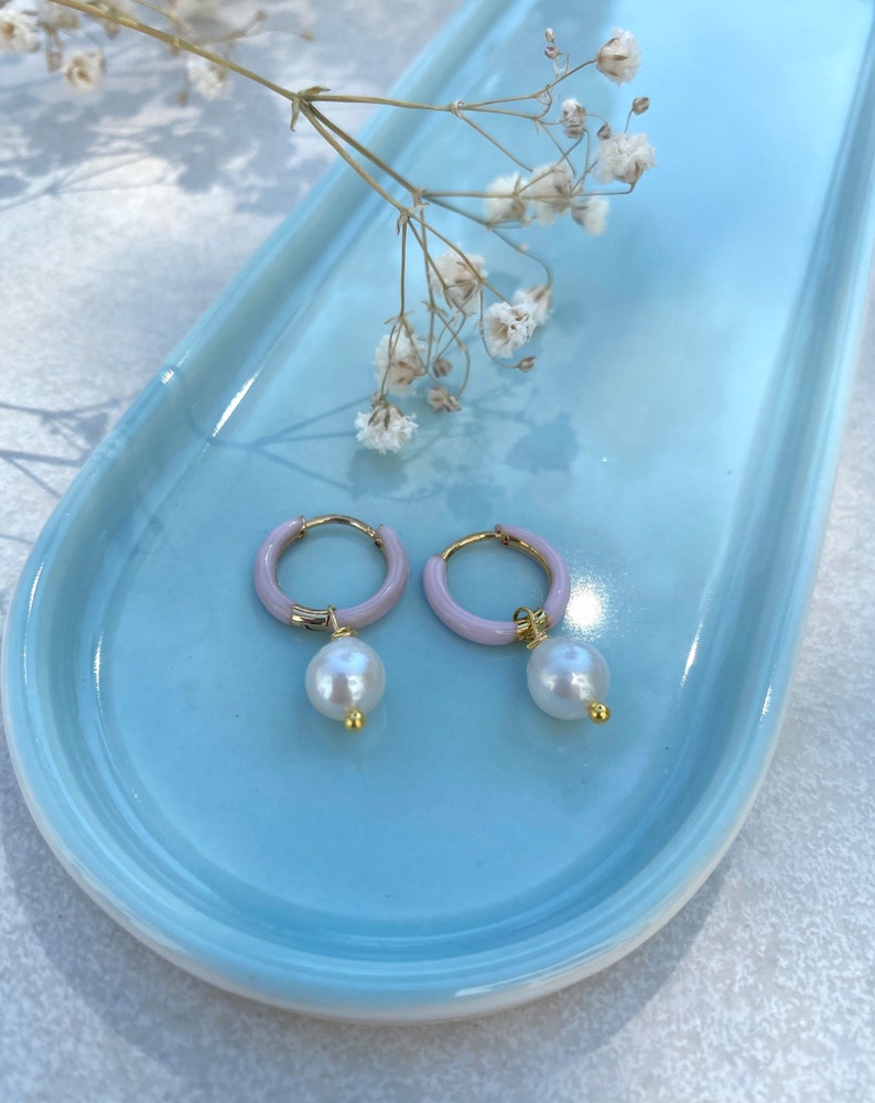 Colorful hoop earrings with freshwater pearls Stainless steel Whoops image 4