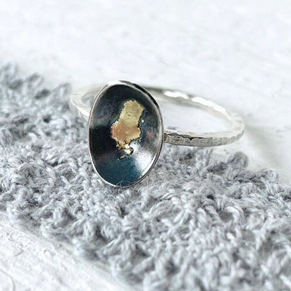 Silver patina petal with 9ct gold splash ring, ECO sterling silver with 9ct gold ring, Contemporary rustic ring, Size L sterling silver ring