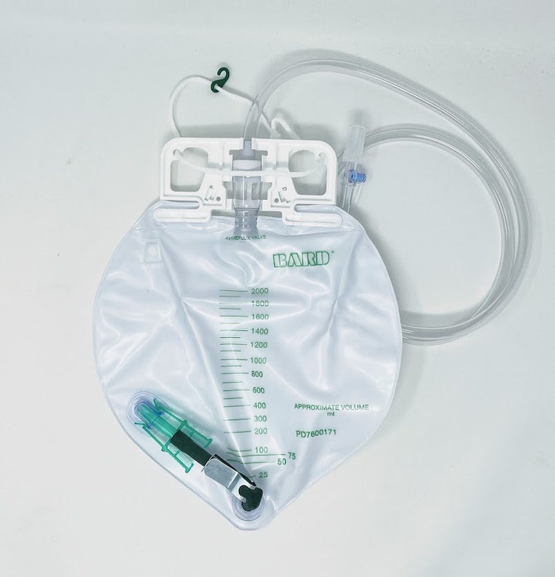 Roosters catheter bag cover for foley users. Discreet covering for urine or bile collection system. No need to remove cover to empty. Modest image 6