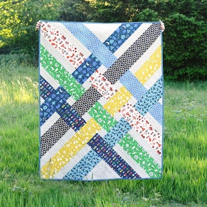 The Libby Quilt Pattern by Erica Jackman of Kitchen Table Quilting